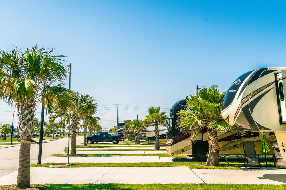 Expeditions at 10 of the Best Galveston RV Parks!