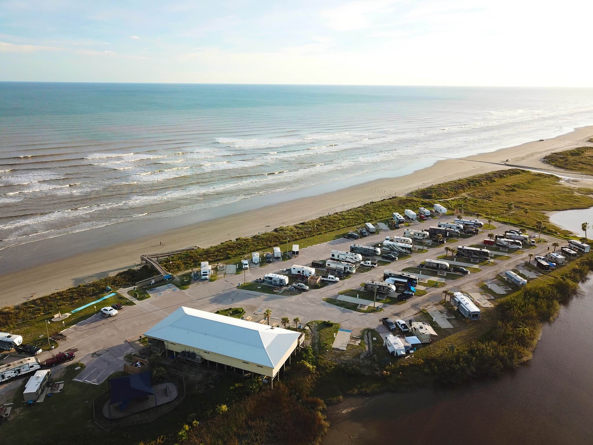 Expeditions at 10 of the Best Galveston RV Parks!