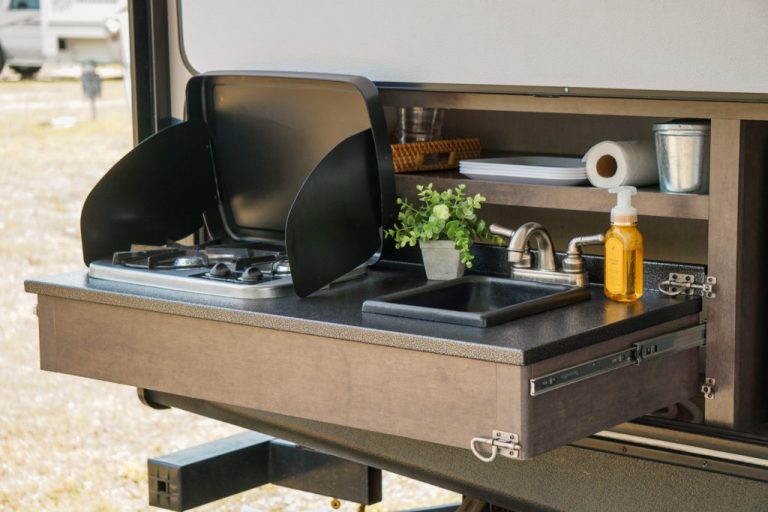 Find Your Own Small Campers With Outdoor Kitchens